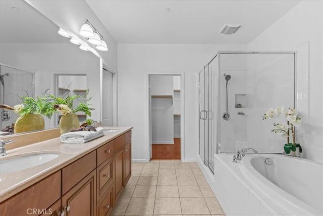 70 City Stroll, Irvine, CA 92620