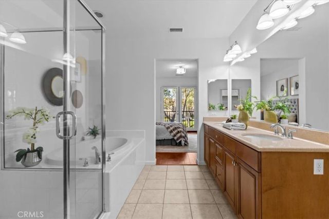 70 City Stroll, Irvine, CA 92620