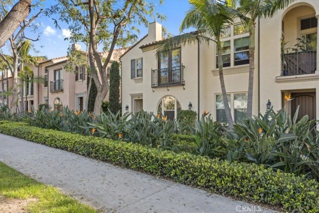 70 City Stroll, Irvine, CA 92620