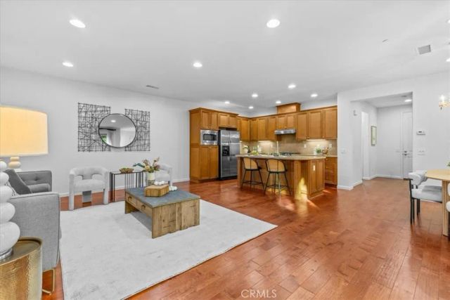 70 City Stroll, Irvine, CA 92620