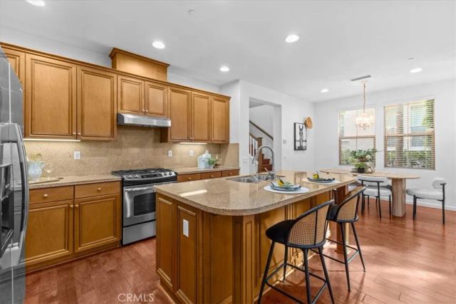 70 City Stroll, Irvine, CA 92620