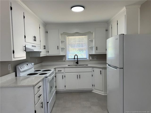 296 Decatur Drive, Fayetteville, NC 28303