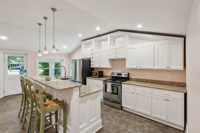 1540 Fort Johnson Road, Charleston, SC 29412