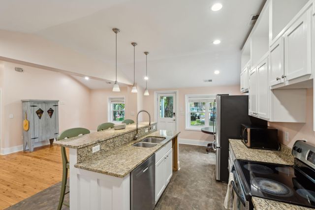 1540 Fort Johnson Road, Charleston, SC 29412