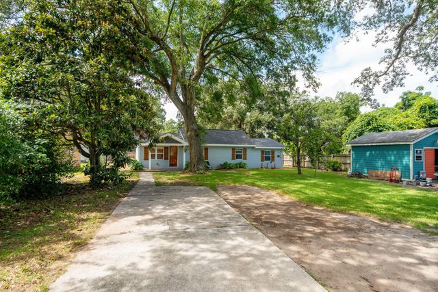 1540 Fort Johnson Road, Charleston, SC 29412