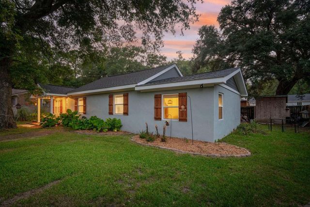 1540 Fort Johnson Road, Charleston, SC 29412