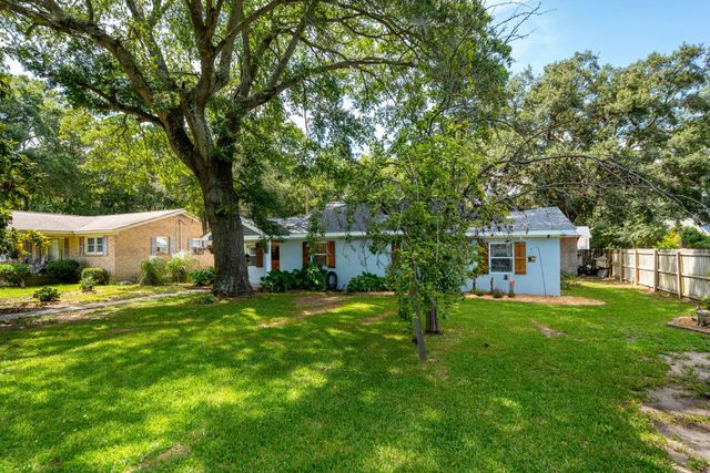 1540 Fort Johnson Road, Charleston, SC 29412
