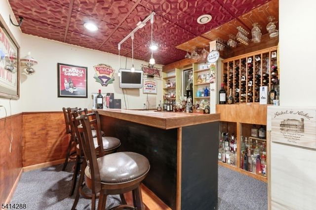 237 Stonehenge Dr, Lopatcong Twp., NJ 08865