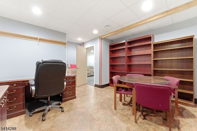 237 Stonehenge Dr, Lopatcong Twp., NJ 08865