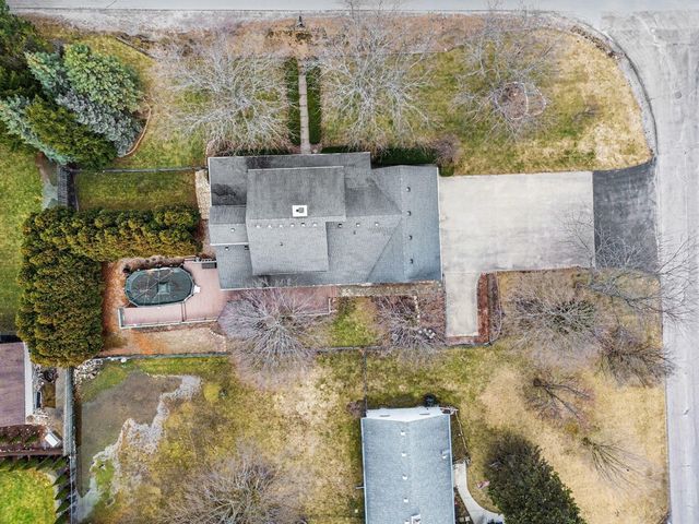 1415 W Nebobish Road, Essexville, MI 48732