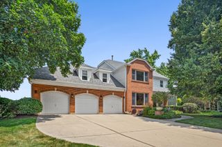 2917 Whispering Oaks Drive, Buffalo Grove, IL 60089