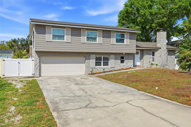 8580 139TH LANE, Seminole, FL 33776