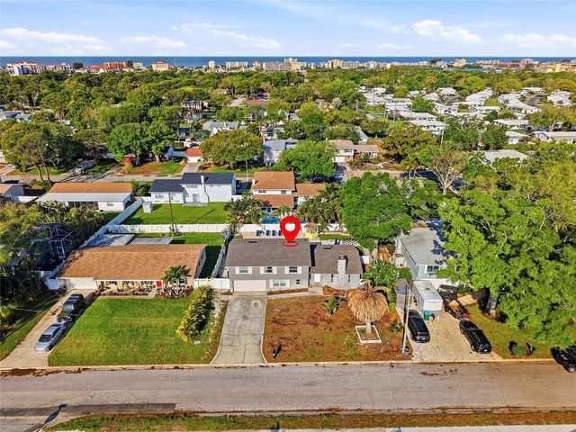 8580 139TH LANE, Seminole, FL 33776