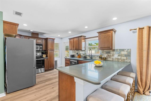 8580 139TH LANE, Seminole, FL 33776