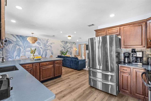 8580 139TH LANE, Seminole, FL 33776