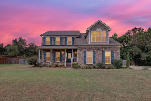 2240 Gilmore Crossing Ln, Nashville, TN 37218