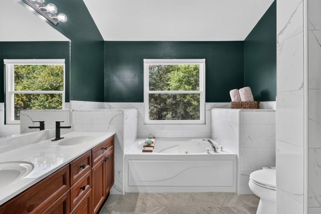 2240 Gilmore Crossing Ln, Nashville, TN 37218