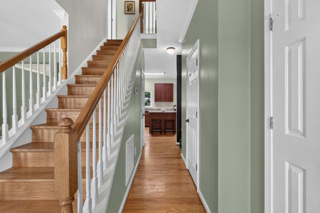 2240 Gilmore Crossing Ln, Nashville, TN 37218