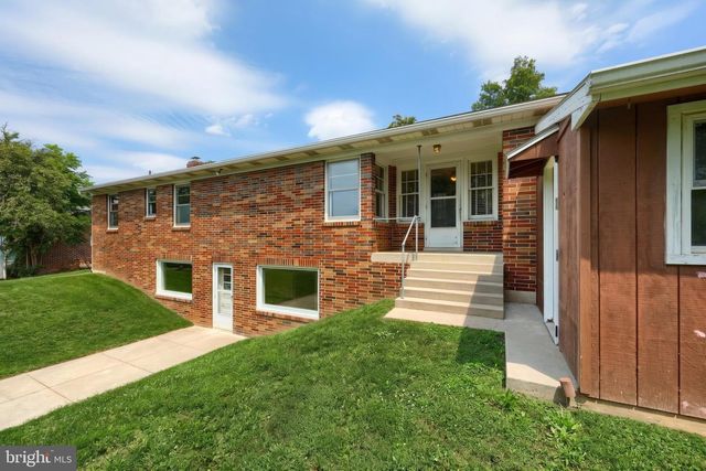 229 BLOOMING GROVE RD, Hanover, PA 17331
