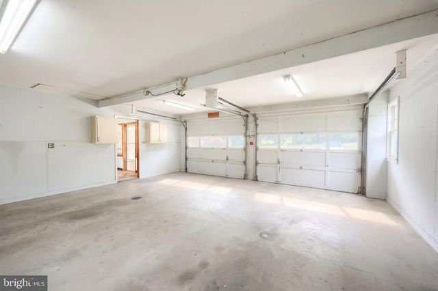 229 BLOOMING GROVE RD, Hanover, PA 17331