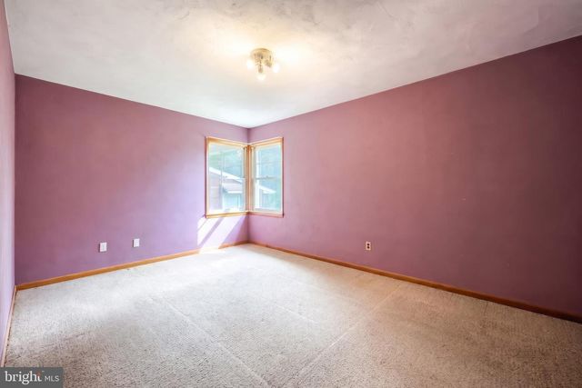 229 BLOOMING GROVE RD, Hanover, PA 17331