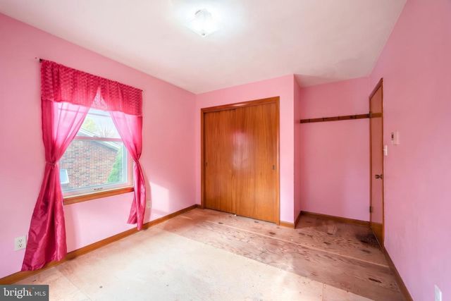 229 BLOOMING GROVE RD, Hanover, PA 17331