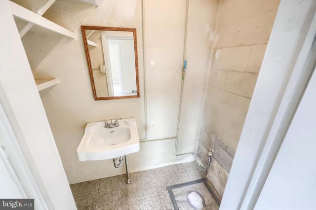 229 BLOOMING GROVE RD, Hanover, PA 17331