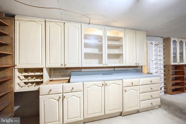 229 BLOOMING GROVE RD, Hanover, PA 17331