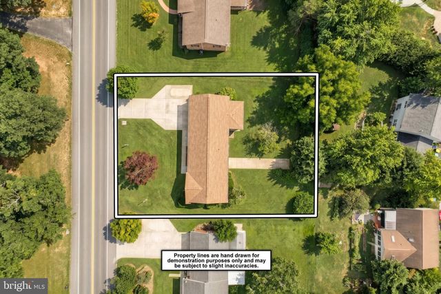 229 BLOOMING GROVE RD, Hanover, PA 17331