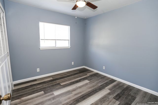 4814 Casa Oro St, San Antonio, TX 78233