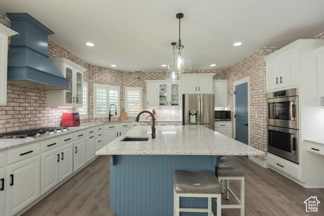 37 N SWIFT CREEK DR, Layton, UT 84041