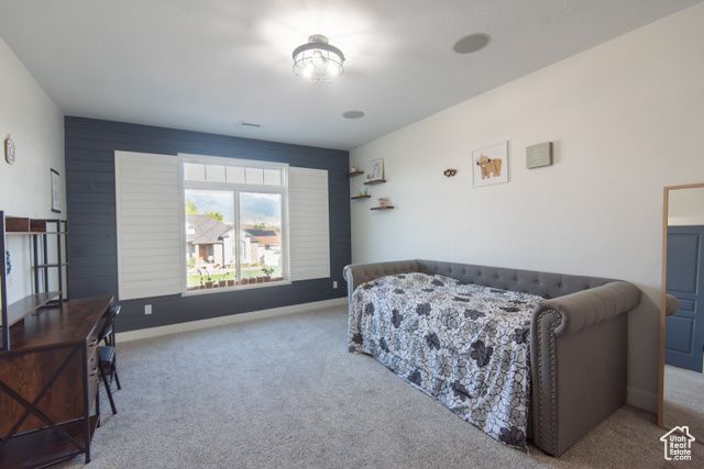 37 N SWIFT CREEK DR, Layton, UT 84041