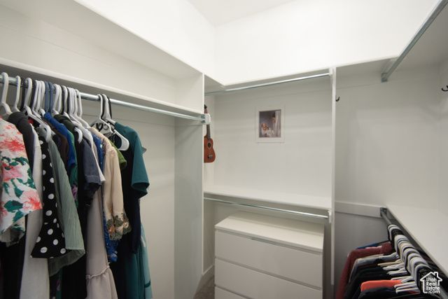 37 N SWIFT CREEK DR, Layton, UT 84041