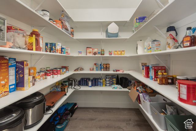 37 N SWIFT CREEK DR, Layton, UT 84041