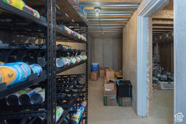 37 N SWIFT CREEK DR, Layton, UT 84041