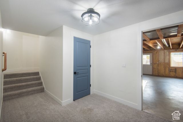 37 N SWIFT CREEK DR, Layton, UT 84041