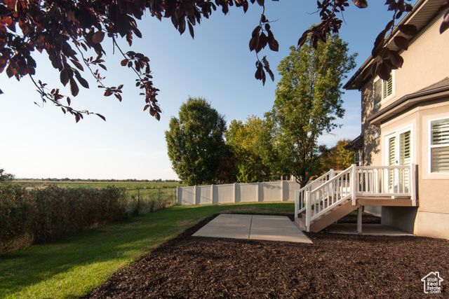 37 N SWIFT CREEK DR, Layton, UT 84041