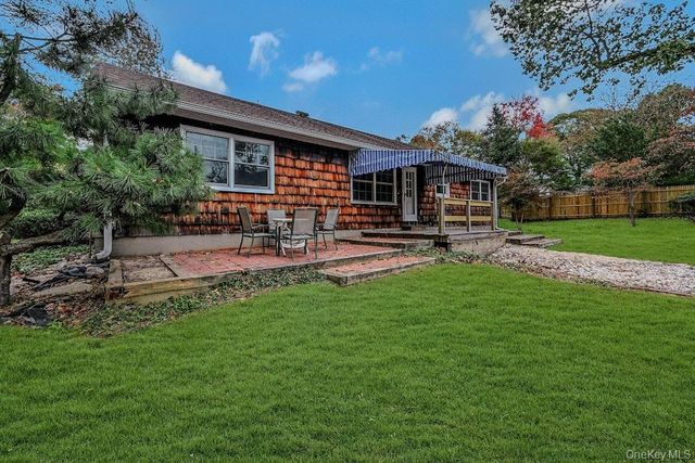 9 Carlisle Drive, Northport, NY 11768