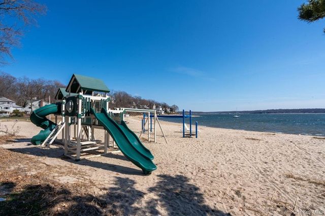 9 Carlisle Drive, Northport, NY 11768