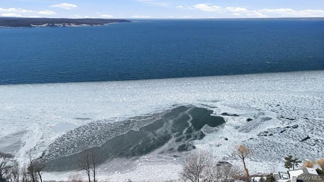 9 Carlisle Drive, Northport, NY 11768