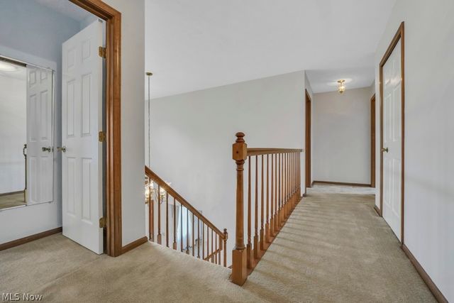 73 Lakecrest Boulevard, Hinckley, OH 44233