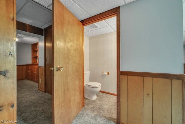 73 Lakecrest Boulevard, Hinckley, OH 44233