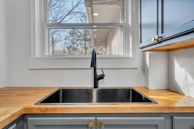 3057 Forest Acre TRL, Salem, VA 24153