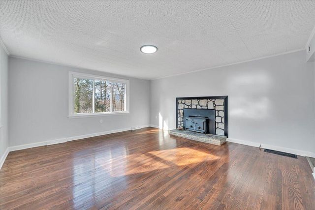 3057 Forest Acre TRL, Salem, VA 24153