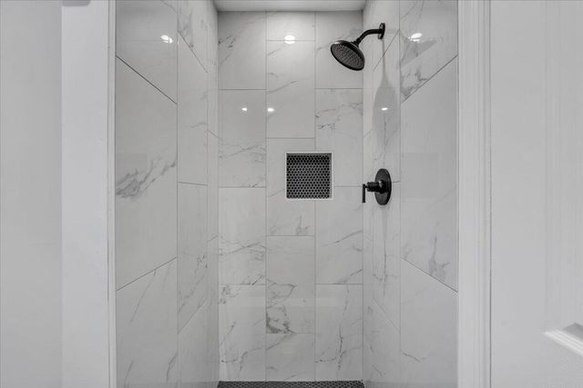 3057 Forest Acre TRL, Salem, VA 24153