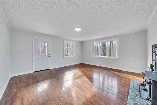 3057 Forest Acre TRL, Salem, VA 24153