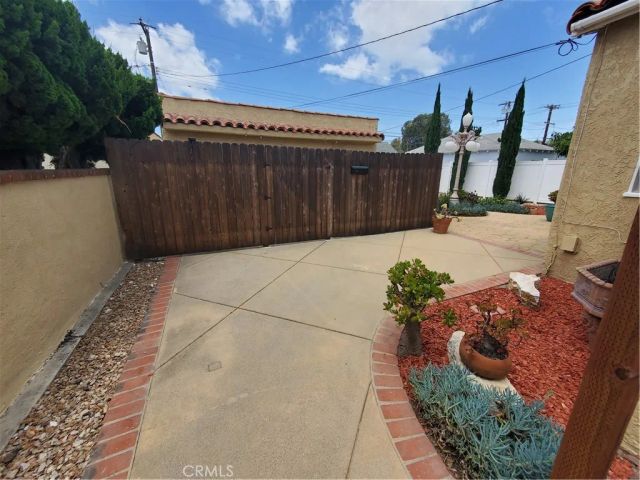 1229 Acacia, Torrance, CA 90501