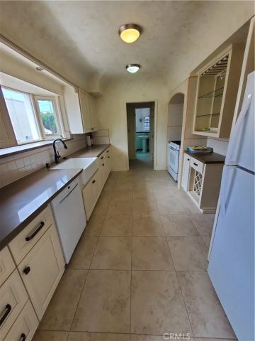1229 Acacia, Torrance, CA 90501