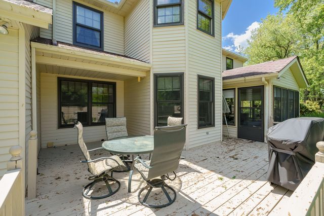 5850 Dunwoody Court, Kalamazoo, MI 49009