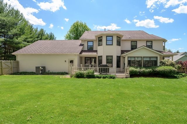 5850 Dunwoody Court, Kalamazoo, MI 49009